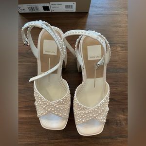 Dolce Vita Wesson Pearl Heels- size 6